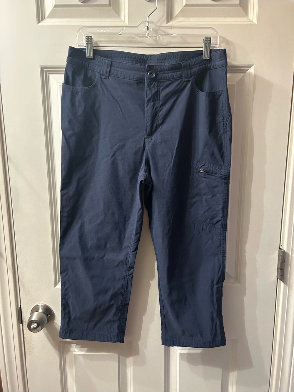 Eddie Bauer Black Guide Pro Capri Pants size 10